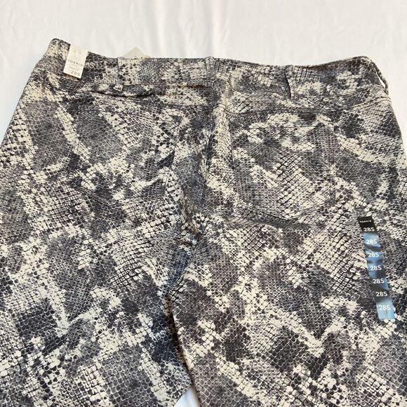Torrid Snake Print Jegging Sz. 28 Short New - Picture 9 of 13